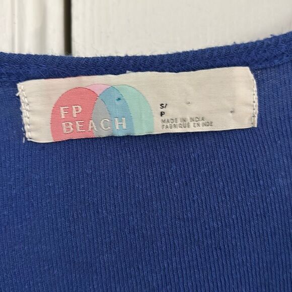 Free People beach blue Tunic size small 27-3 - Picture 2 of 3